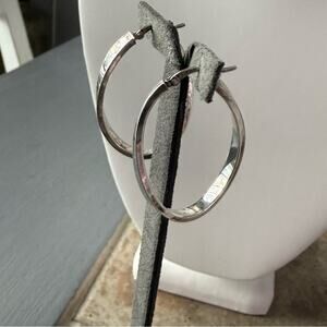 JCM 925 Sterling Silver Wavy Hoop Earrings